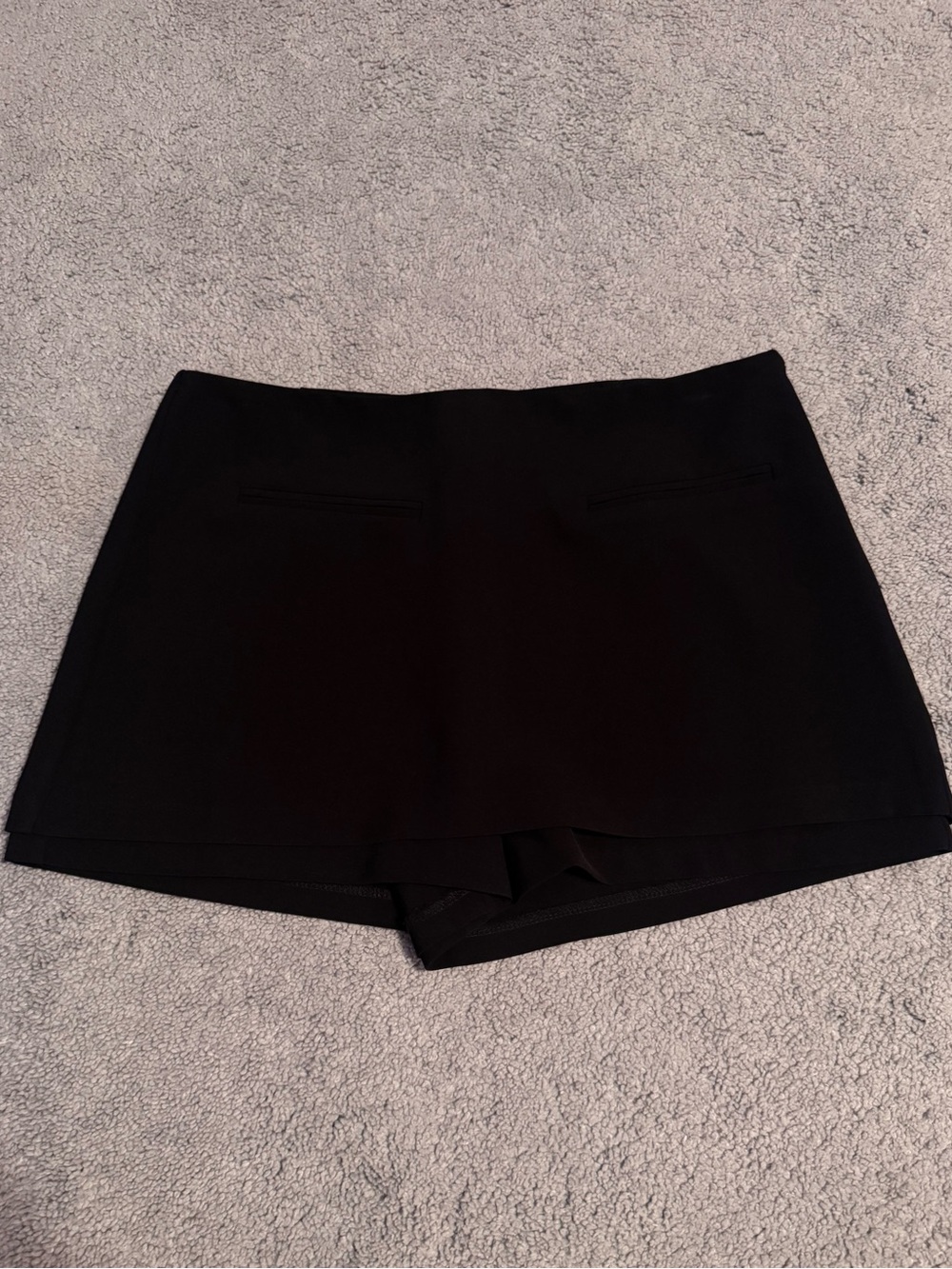 NIA Black Thea Skort